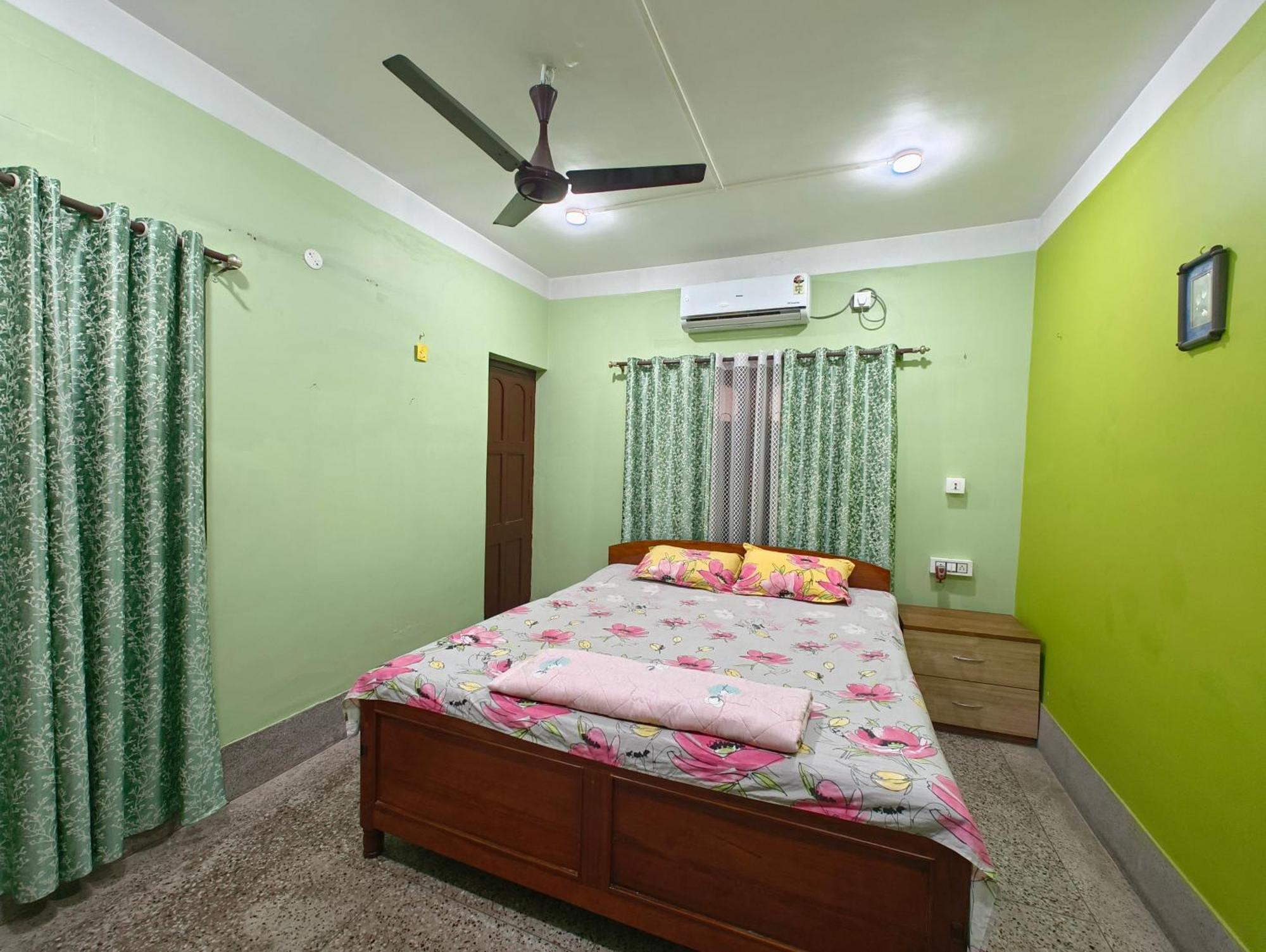 Anjali Homestay - 10 Mins From Airport Siliguri Exterior photo
