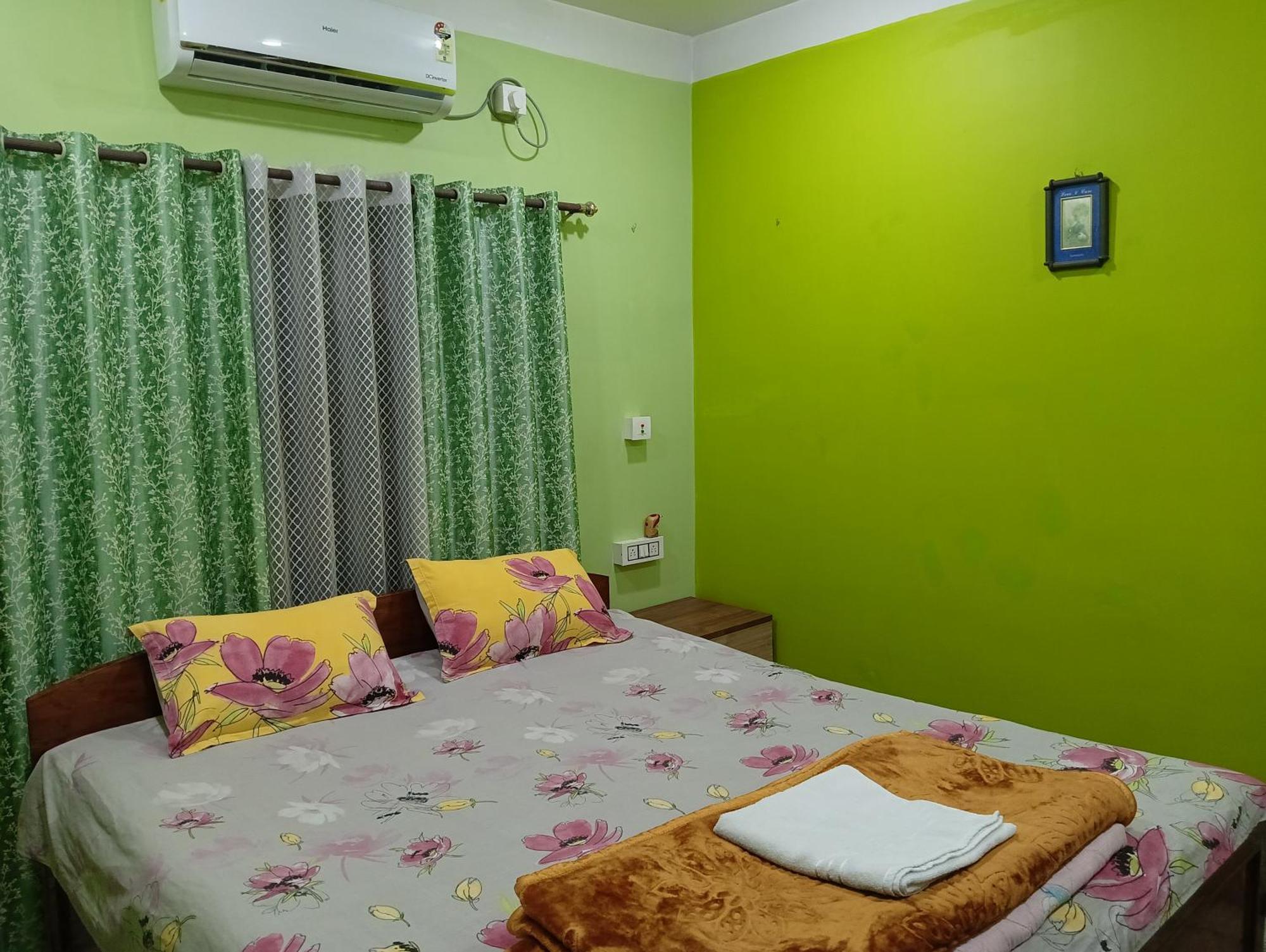 Anjali Homestay - 10 Mins From Airport Siliguri Exterior photo